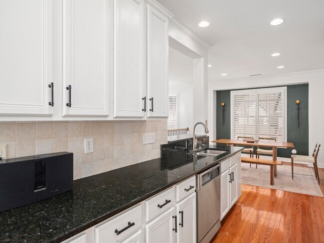 Building Photo - 2947 Imperial Oaks Dr