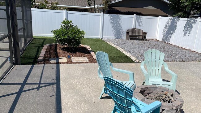 Building Photo - 753 Isleton Dr