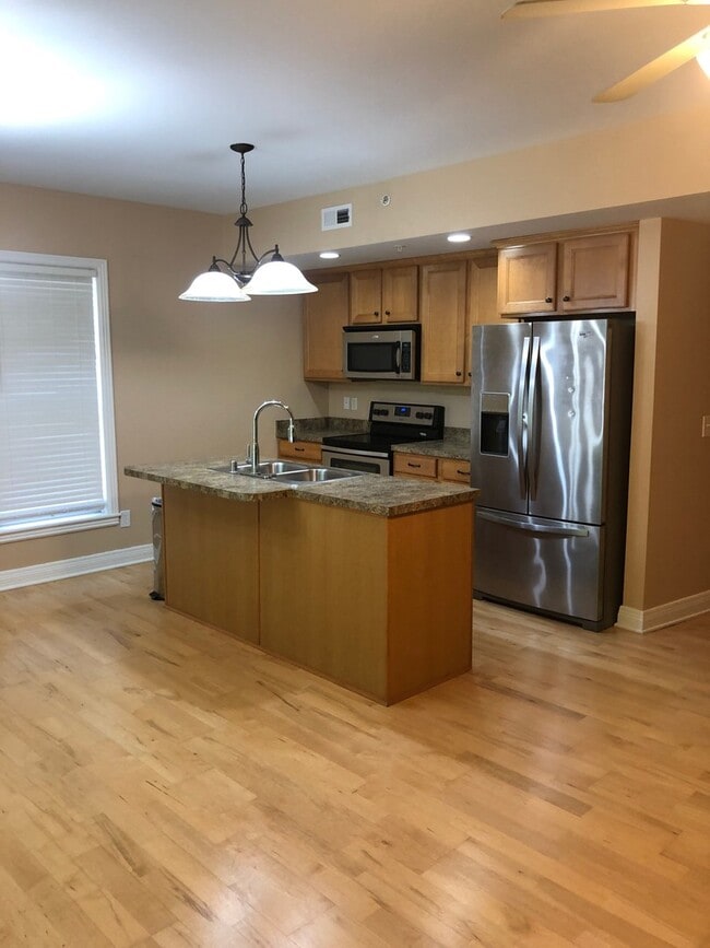 Building Photo - Norton Commons Rental