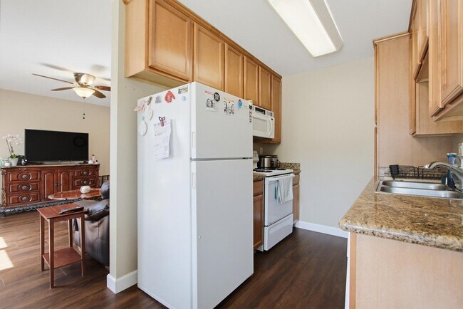 Building Photo - 3454 Castle Glen Dr