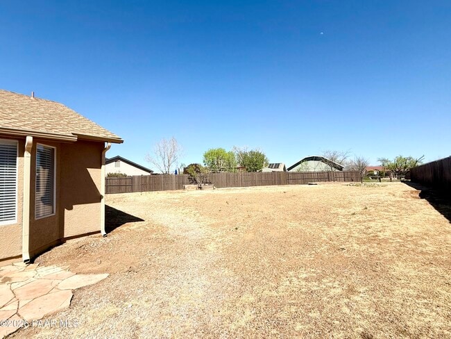 Building Photo - 8561 E Posse Cir