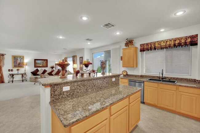 Building Photo - 875 Chaste Ct