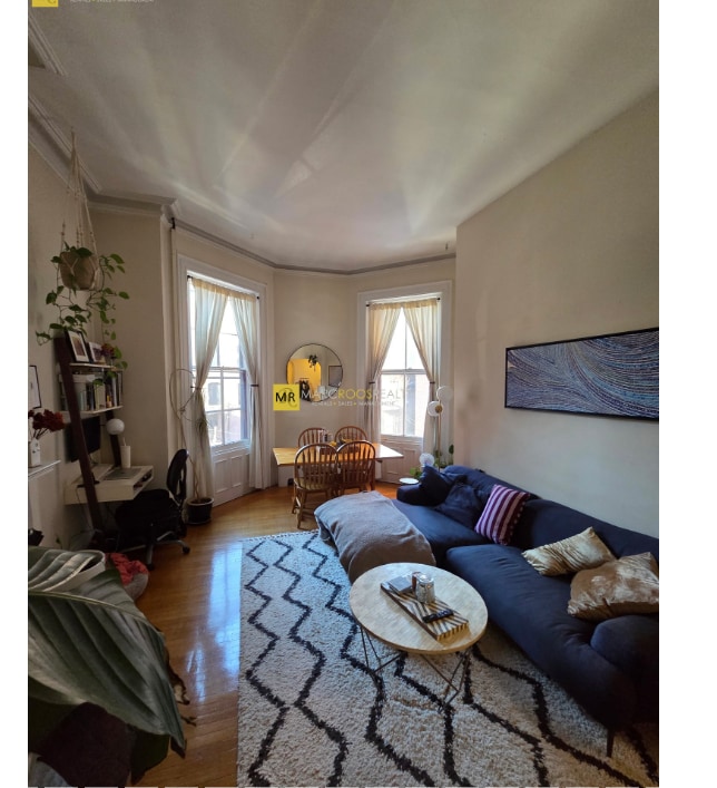 Building Photo - 249 Commonwealth Ave