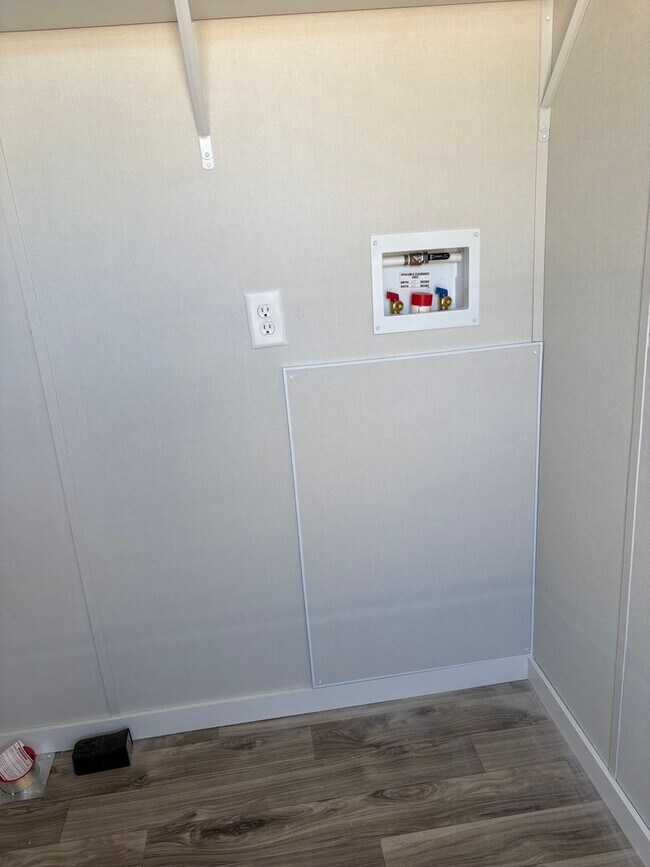 Building Photo - 139 Hubert Blvd