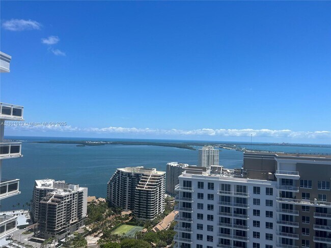 Building Photo - 901 Brickell Key Blvd