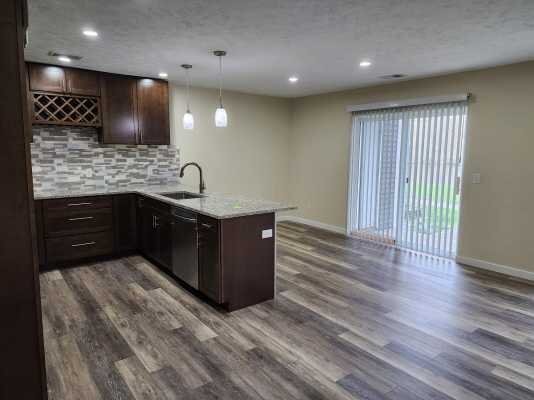 Building Photo - 729 Keenway Cir