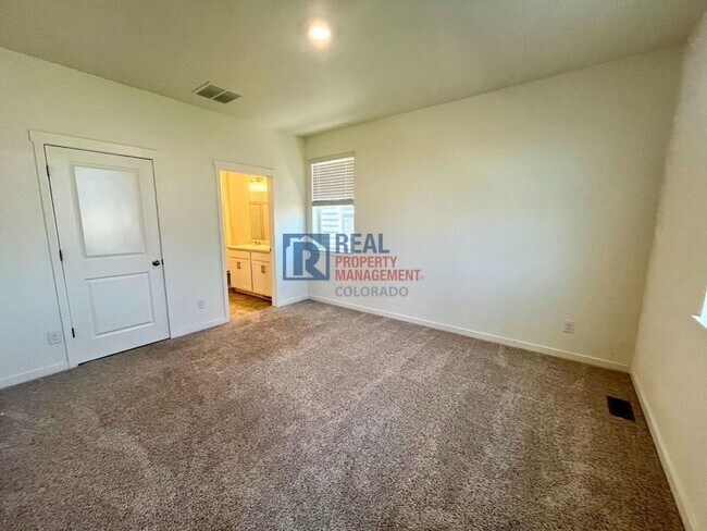 Building Photo - 10176 Castor Dr