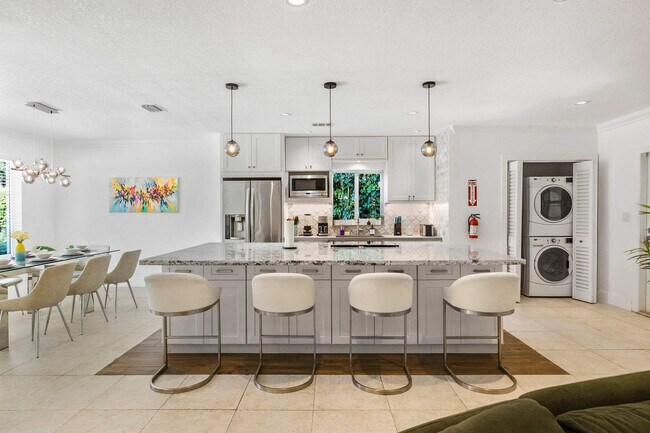 Building Photo - 11121 Griffing Blvd