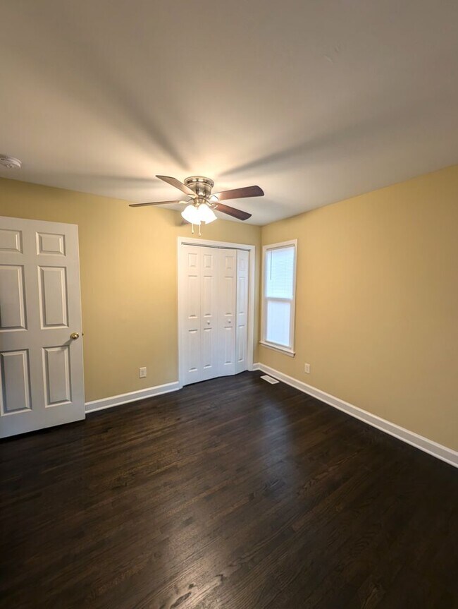 Building Photo - Shannon Park ! 3 Bedroom!  100% Upgraded