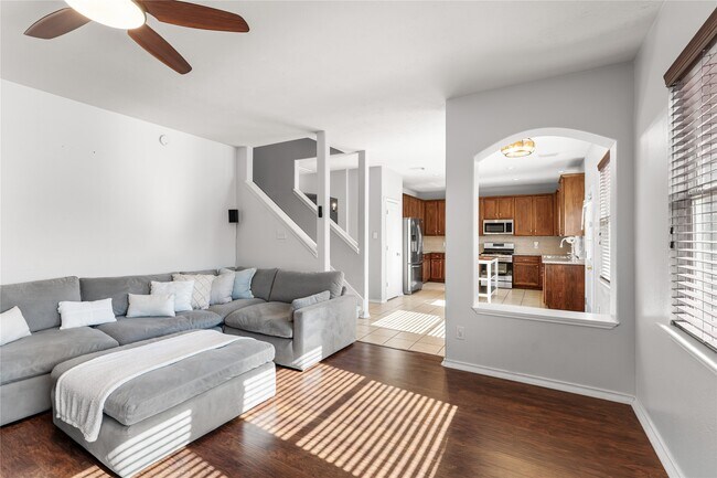 Building Photo - 7419 Chathan Glen Ln
