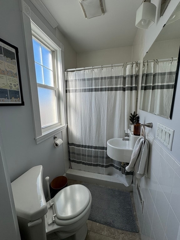 Building Photo - 32 Roseclair St