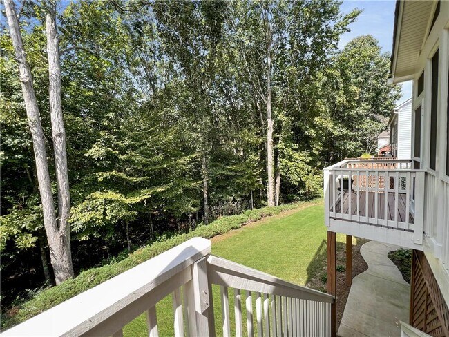 Building Photo - 1670 Laleiah Dr