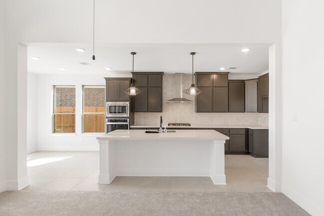 Building Photo - 21127 Coral View Dr