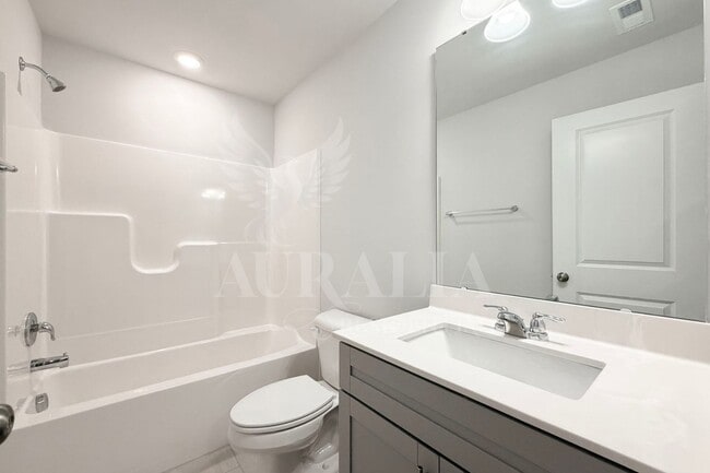 Building Photo - 3018 Brellon Ln