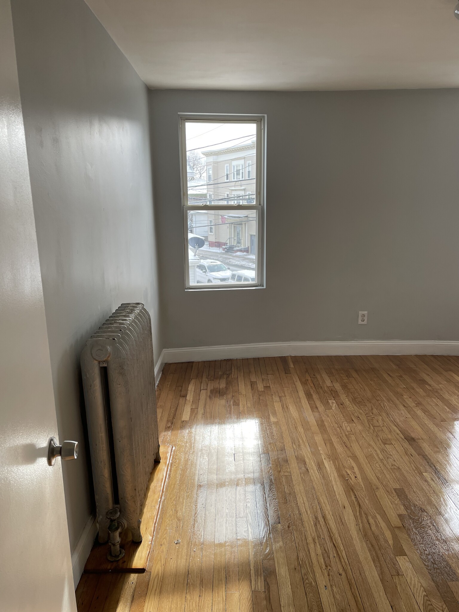 Building Photo - 83 Norwood St