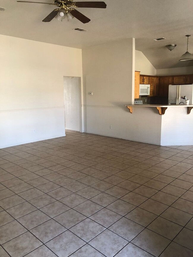 Building Photo - SHORT TERM RENTAL 3-6 MONTHS - 4 bedroom, ...