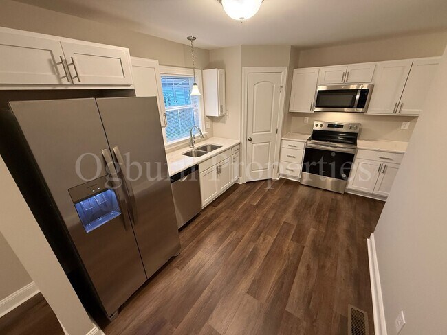 Building Photo - 500 N Dunleith Ave