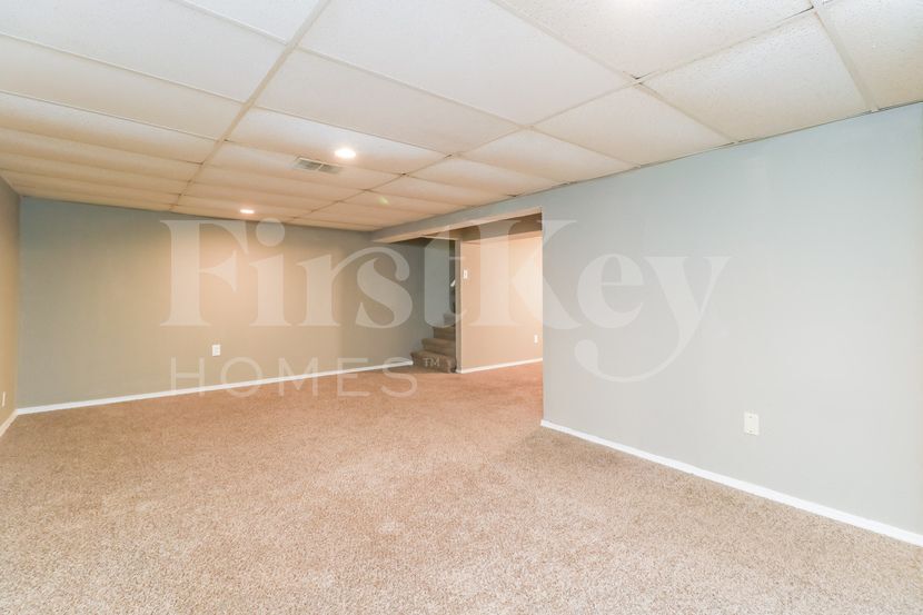 Building Photo - 6722 Champana Ln