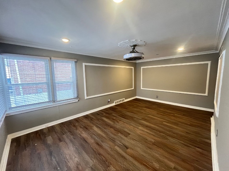 Building Photo - 2505 Crescent Ave