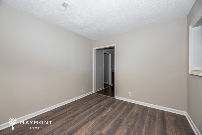 Building Photo - 4689 Longbranch