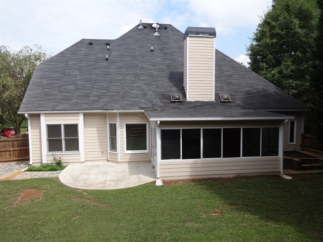 Building Photo - 1296 Crown Terrace