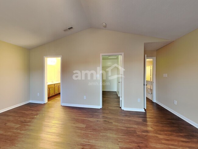 Building Photo - 12711 Buck Run Dr