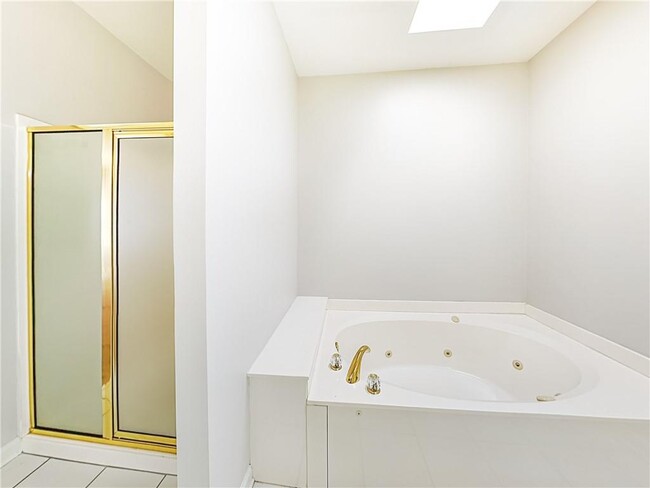 Building Photo - 2324 Blackberry Ct