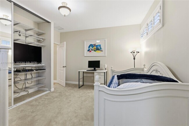 Building Photo - 2607 Holy Cross Ln