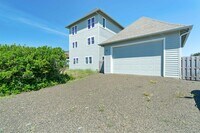 Building Photo - 1140 Ocean Shores Blvd SW