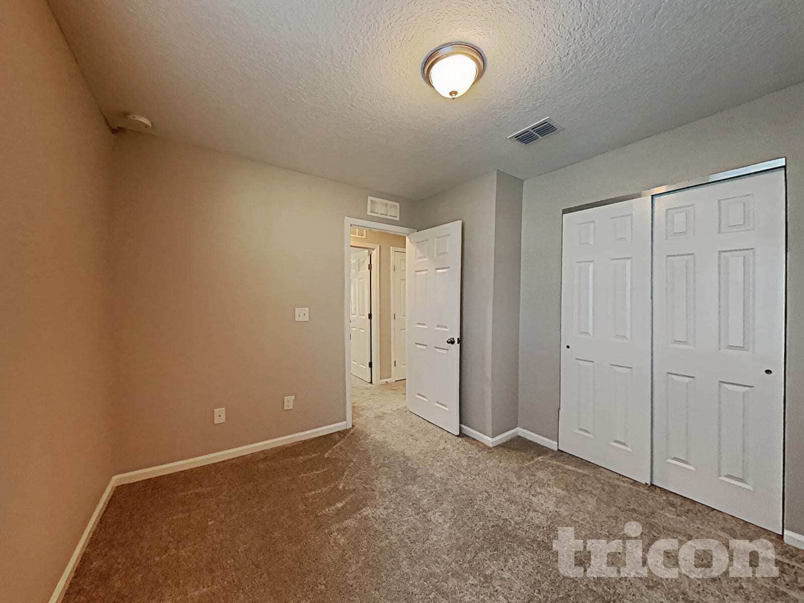 Building Photo - 1354 Sarahs Landing Dr