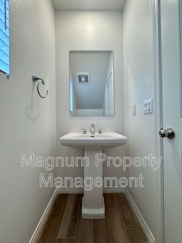 Building Photo - 30326 Corte Santa Barbara