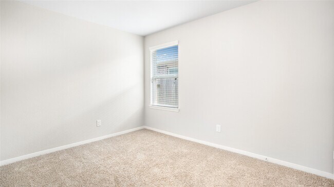 Building Photo - 2914 Canadian Goose Ln