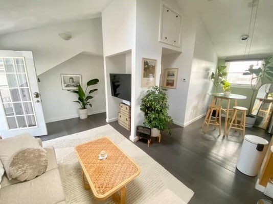 Living room - 17 Millett St