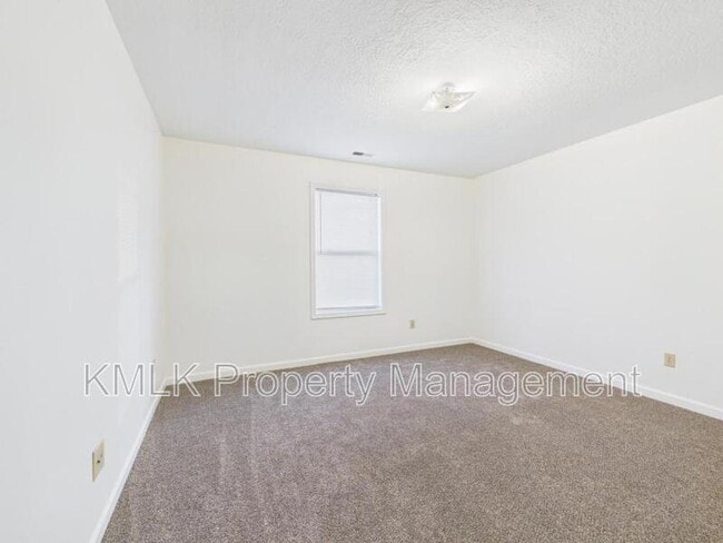 Building Photo - 288 Cross St