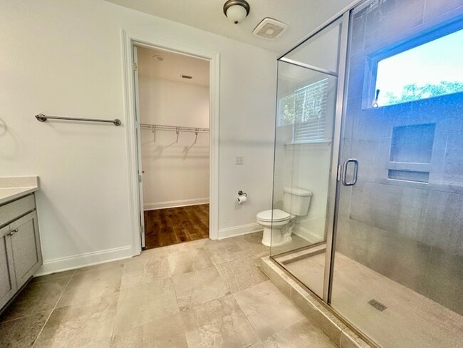 Building Photo - 65 Laurel Oaks Dr