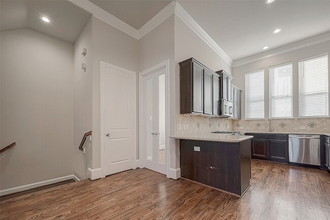 Building Photo - 2634 Texas St
