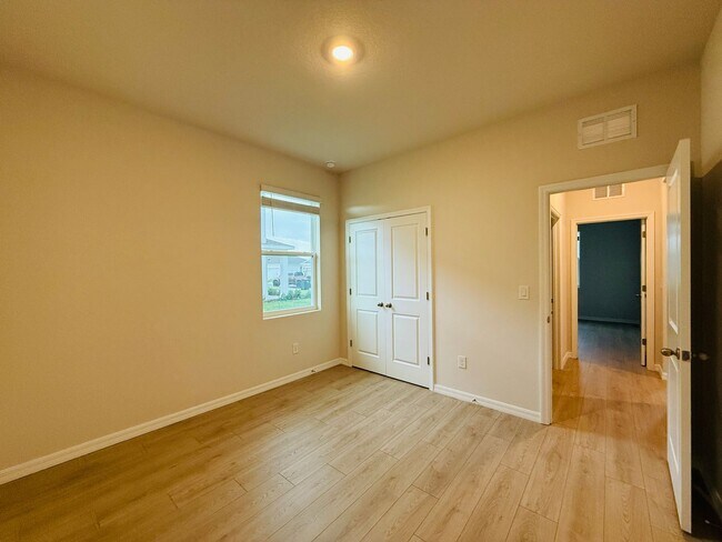 Building Photo - New build -  Be the 1st to move into this 4 bedroom home in Parish!