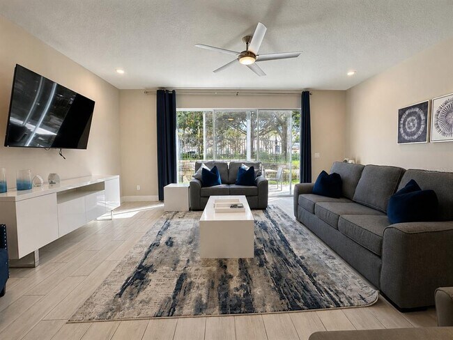 Building Photo - 7821 Spectrum Dr
