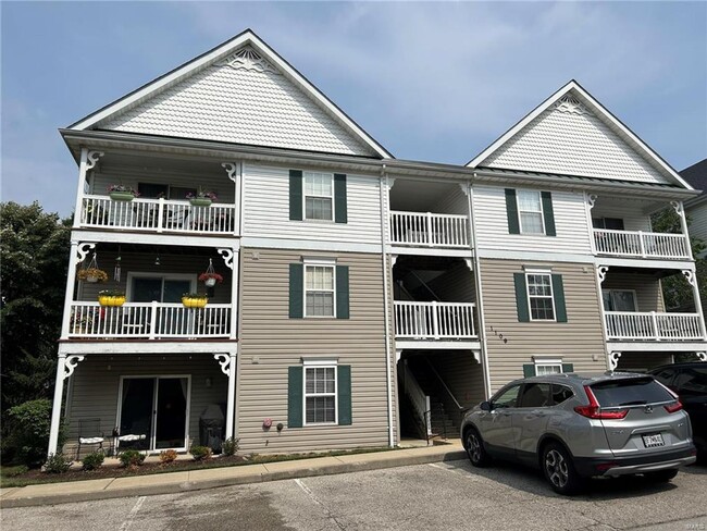 Primary Photo - 1109 Arbor Creek Dr