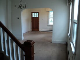 Building Photo - 748 Sampson Ave