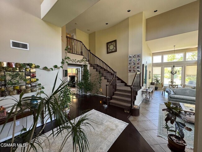 Building Photo - 713 Twillin Ct