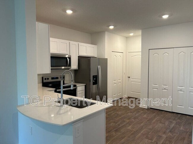 Building Photo - 9179 Stony Brk Rd