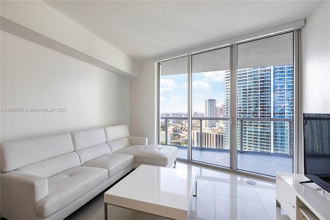 Building Photo - 465 Brickell Ave