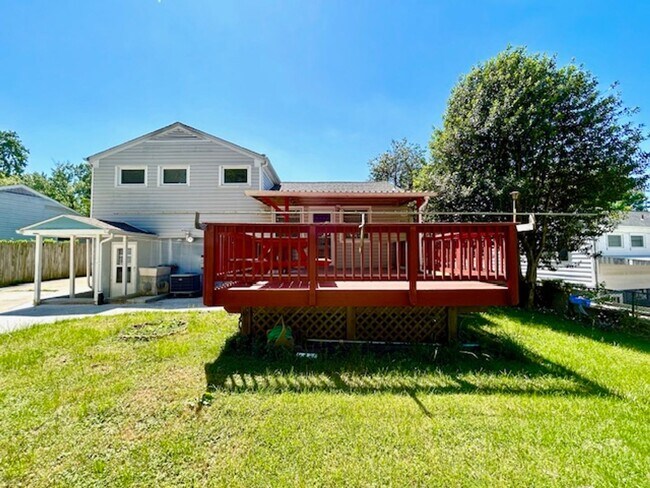 Building Photo - 1010 Kennon Ct