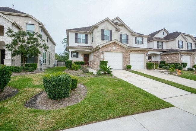 Building Photo - 16102 Limestone Lake Dr