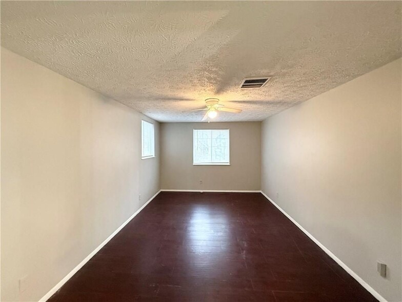 Building Photo - 4979 Stone Trace