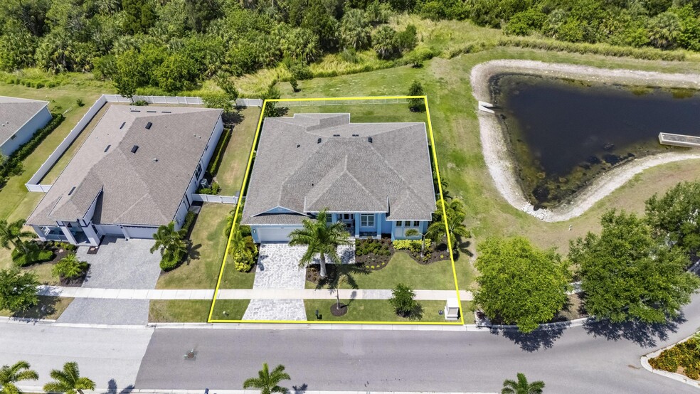 Building Photo - 638 Manns Harbor Dr