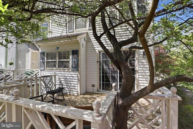 Building Photo - 12845 Mill Brook Ct