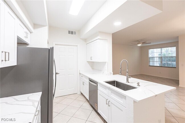 Building Photo - 4625 St Croix Ln