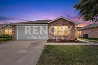 Building Photo - 2616 Mountain View Dr